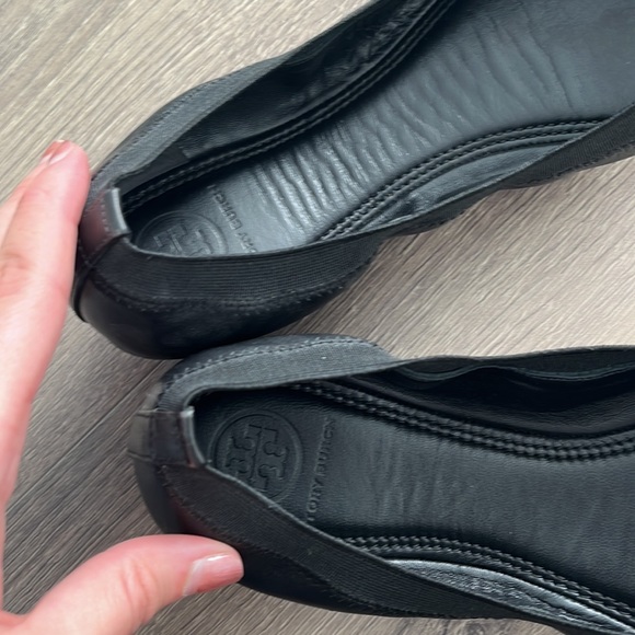Tory Burch black flats - Picture 5 of 9